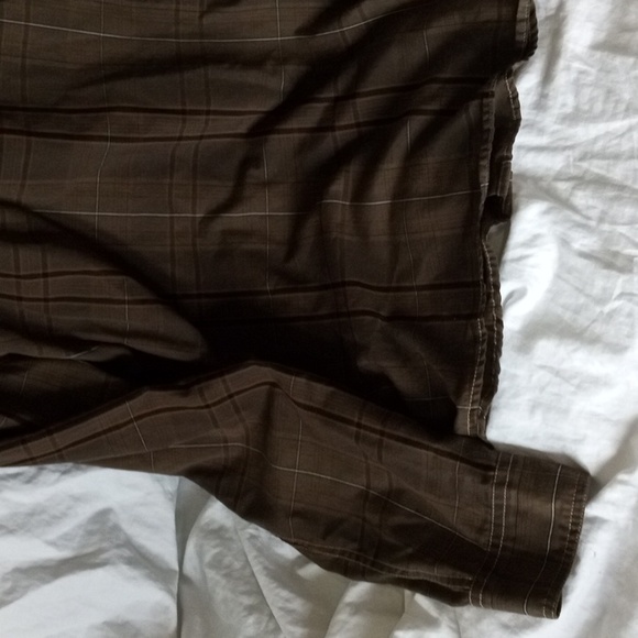 UR Vintage mens lrg Dark Brown Long Sleeve with Snap Buttons Wrists - Picture 7 of 10